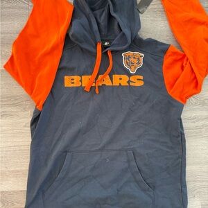 🔥 Chicago Bears Navy & Orange Hoodie – Size L (NWT!)